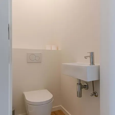 Huswell - With Seaview, Pets Are Welcome 아파트 크노케-하이스트